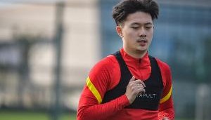 媒体人：蒋圣龙连续3天未参与合练，赶上东亚杯首战存在很大疑问