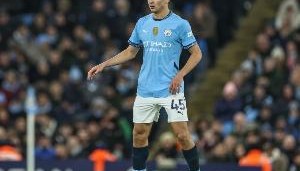 开云体育-阿斯：胡萨诺夫回国受到了人们的欢迎，他已经成为国家的足球偶像