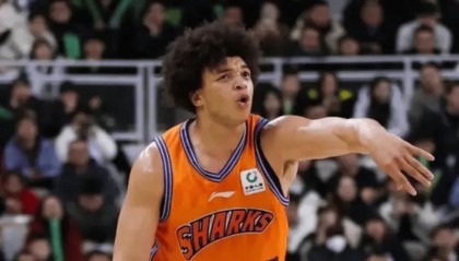 上海淘汰广东！弗格+三内齐爆，马典成惊喜，广东双外空砍63分！