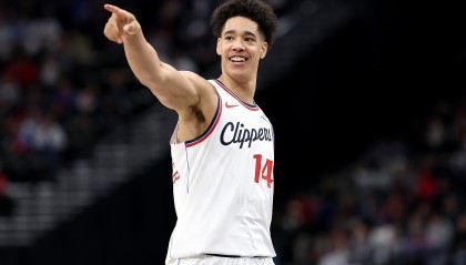 开云-卢：尼德豪泽的防守能改变比赛 他接下来需多投篮&amp;多参与挡拆外弹