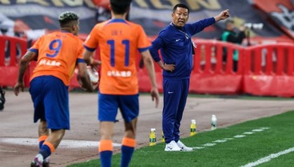 开云-泰山开局又被打懵！5场丢13球 创队史中超最惨失利