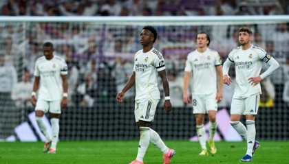 开云-情绪低落！皇马主场爆冷输球后更衣室气氛沉重 自认只剩欧冠可争