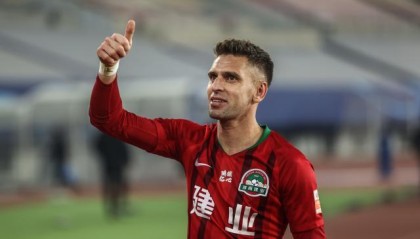 开云体育-众强援归队底气十足 嵩山龙门欲创足协杯最佳战绩