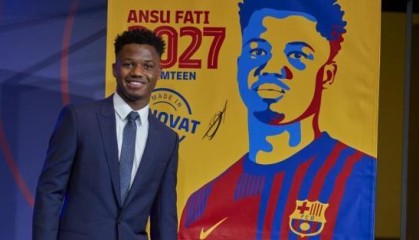 开云体育-安苏·法蒂续约前曾被狂追 巴黎想再次奇袭巴萨？