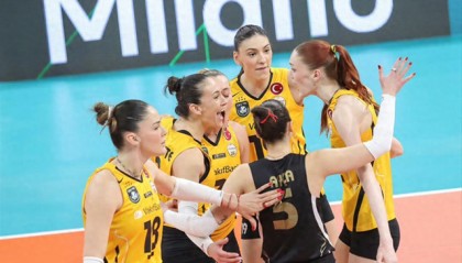 开云-马尔科娃追平得分纪录！瓦基弗13连胜占晋级先机，艾格努38分|瓦基弗银行|卡绍特|博斯科维奇|比赛|女排欧冠_新浪体育_新浪新闻