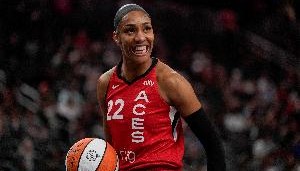 王牌的王牌！阿贾常规赛场均得到23.4分10.2板3.1次助3.9断&amp;帽