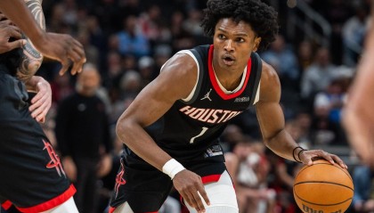 开云体育-火箭3首发1替补缺阵，混编10人阵容临时上线！3笔底薪签约太超值